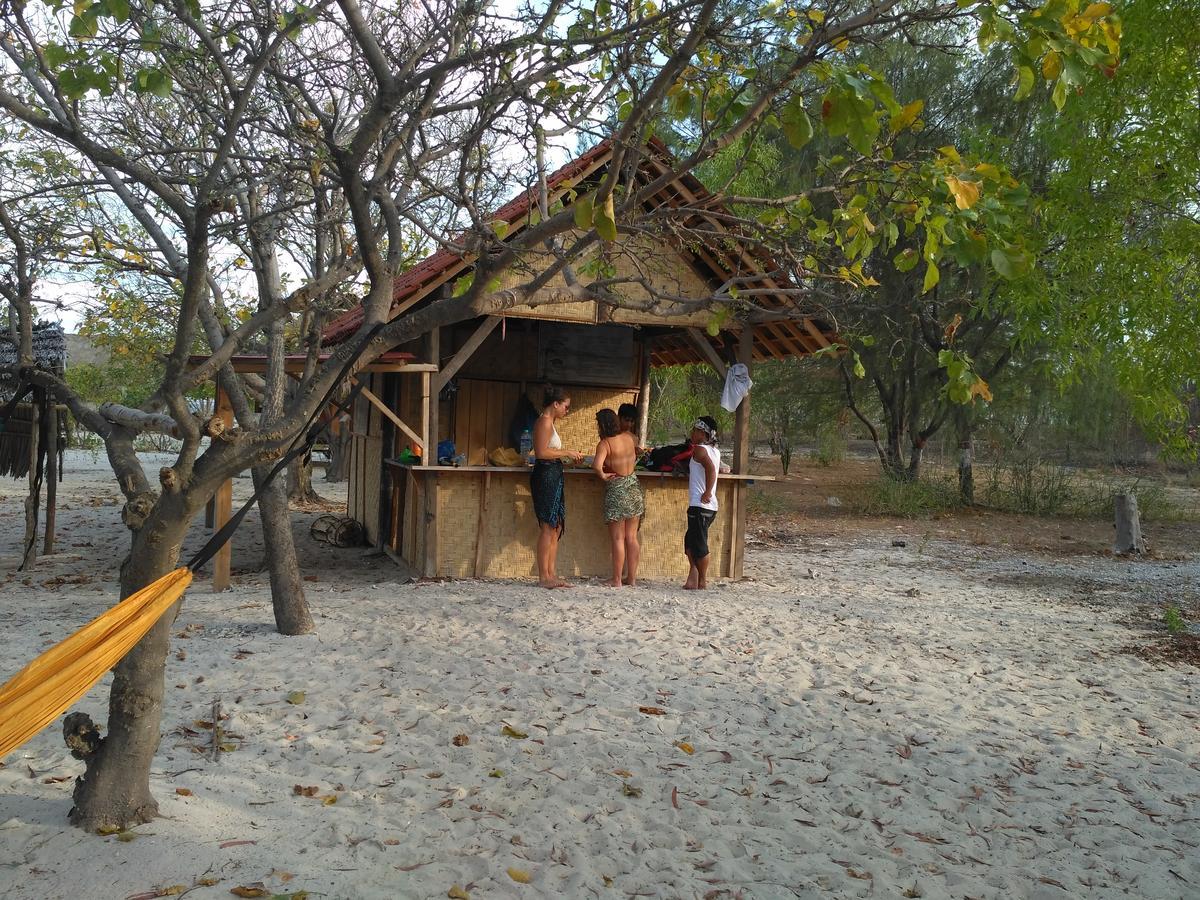 Jaya Homestay Tetebatu Eksteriør billede